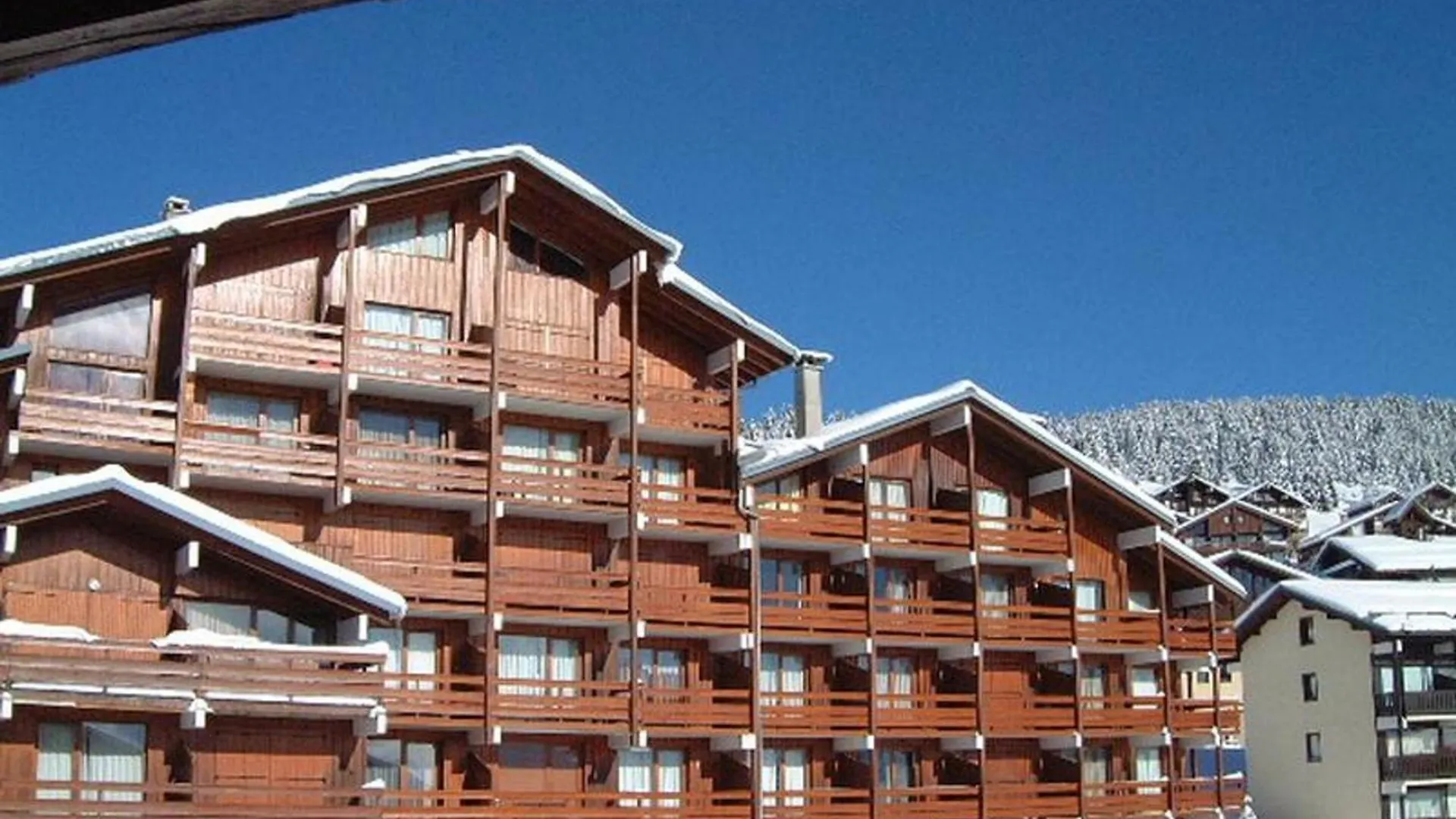 Daire Les Saisies - Studio-Cabine Avec Balcon Sud Et Casier A Skis - Fr-1-293-157