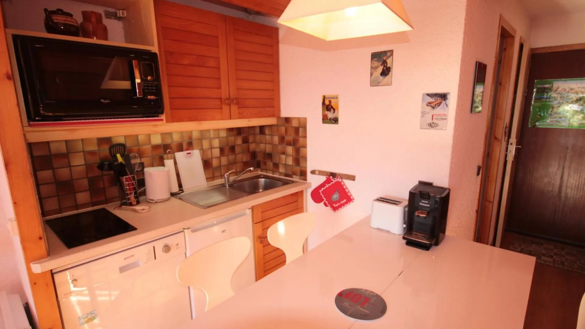 Les Saisies - Studio-Cabine Avec Balcon Sud Et Casier A Skis - Fr-1-293-157 Fransa